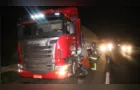 Problema em caminhão deixa trânsito em meia pista na BR-376