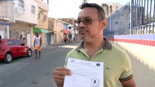 Marcos, de 50 anos, prestou queixa contra os policiais