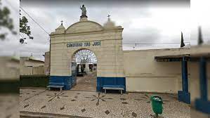 Principal da cidade, Cemitério São José  é municipal
