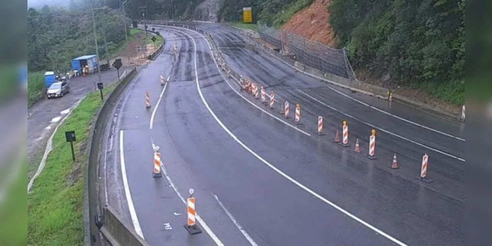 Fortes chuvas caem na BR-376 e rodovia será fechada às 22h