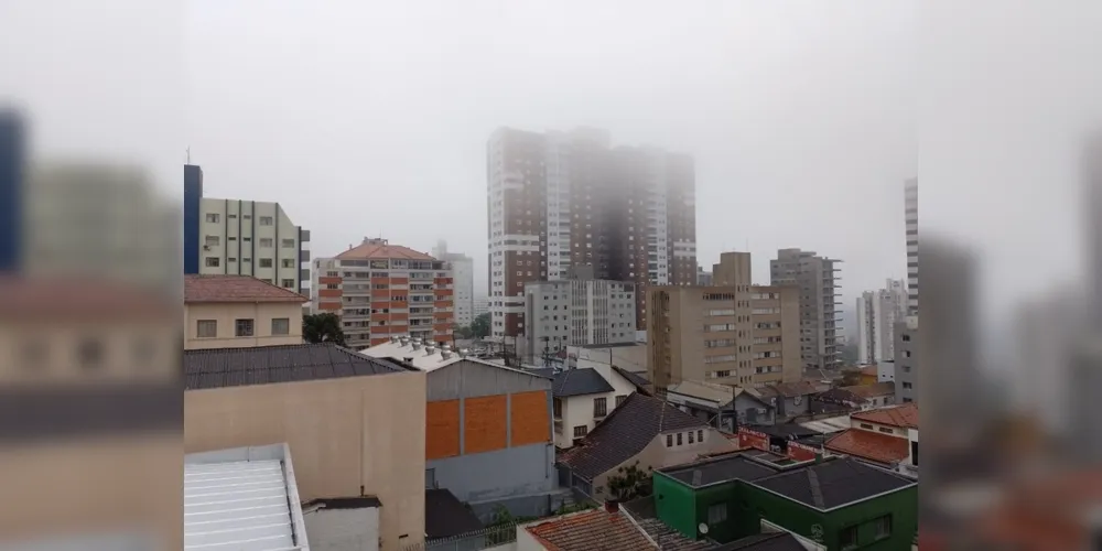 Em Ponta Grossa a máxima deve chegar aos 22º C, enquanto a mínima será de 18º C