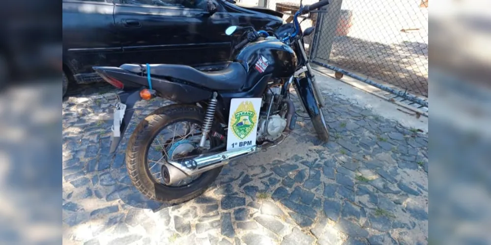 Moto foi identificada na rua Sabiá, neste domingo