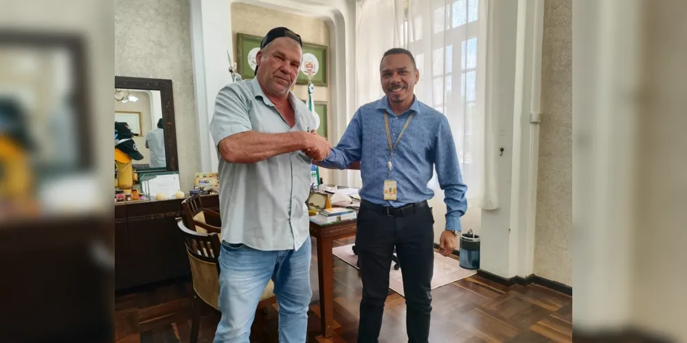 Artur Butina, recebeu a visita do gerente da Agência da Copel de Telêmaco Borba, Geraldo Jessé Pinheiro