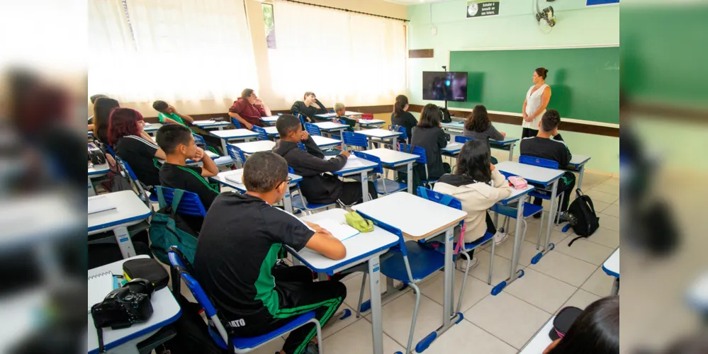 Imagem ilustrativa da imagem Paraná nomeia 1.180 novos professores para a rede estadual