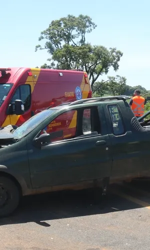 Vídeo: cenário trágico na BR-277 após engavetamento - Guararema News