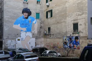 Maradona é ídolo em Nápoles até hoje