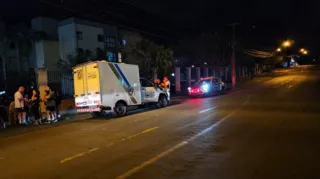 Rapaz foi encontrado caído e morto em frente ao conjunto residencial Monteiro Lobato