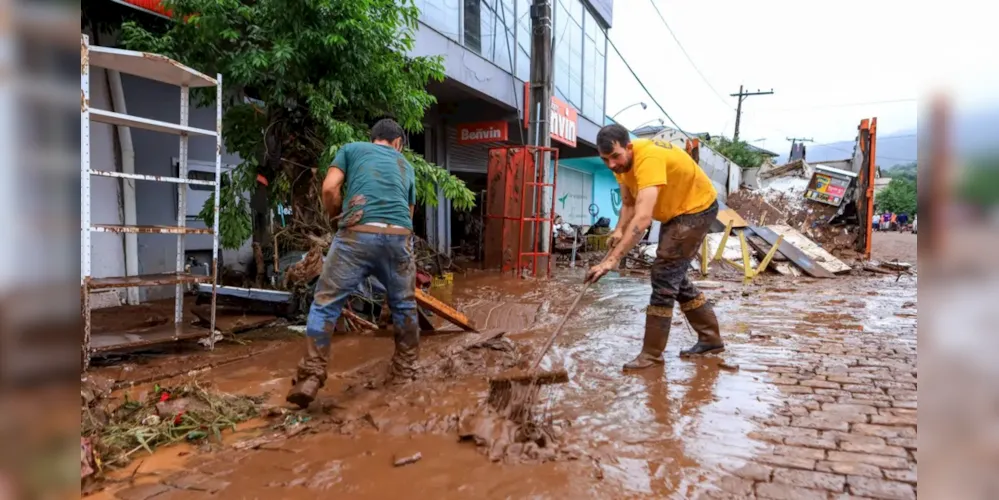 População do Rio Grande do Sul vem sofrendo com as chuvas