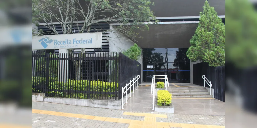 Na delegacia regional da Receita Federal em Ponta Grossa são 1.593 contribuintes neste lote
