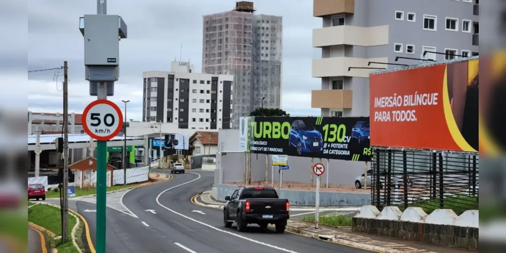 Projeto prevê a troca de radares por lombadas em Ponta Grossa