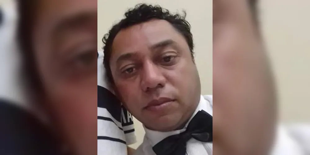 Alexandro de Oliveira, de 46 anos, foi encontrado morto dentro da residência