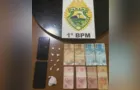 Dois homens são detidos por portarem drogas em Carambeí