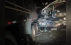 Motorhome colide na traseira de caminhão na PR-092 em Arapoti