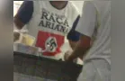 Funcionária de escola vai trabalhar com camiseta com símbolo nazista
