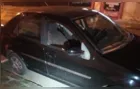 Homem é preso suspeito de quebrar vidro da porta de um carro