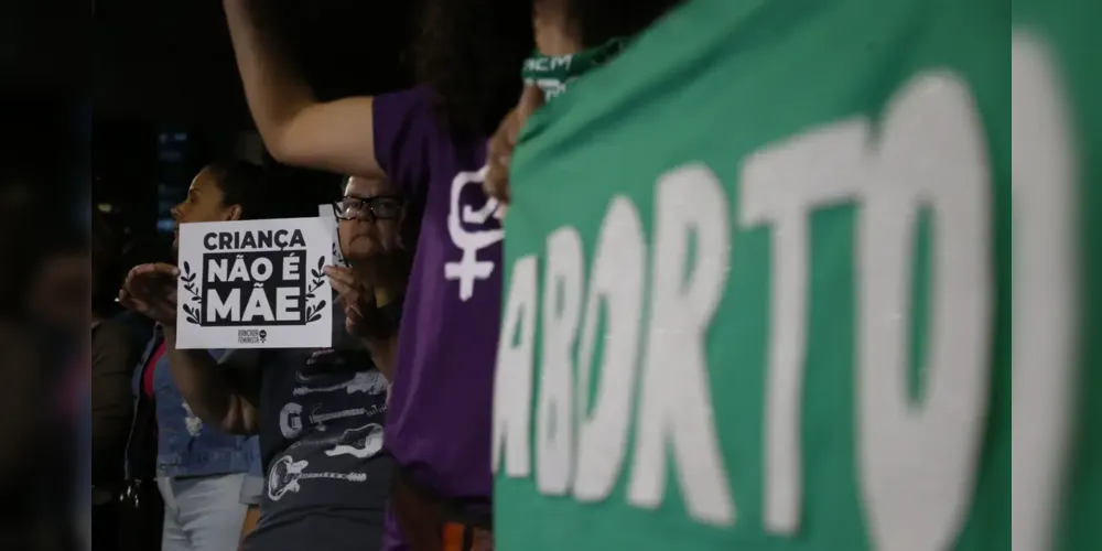 Temática do aborto passa por grande debate no Brasil