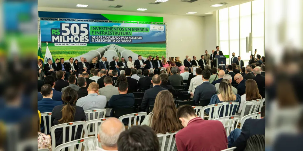 Governador Carlos Massa Ratinho Junior anunciou investimentos de R$ 505 milhões em energia e infraestrutura de gás canalizado para acelarar o crescimento do Paraná.