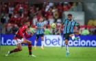 Flamengo enfrenta Grêmio e mira a ponta do Brasileirão