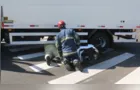 Motociclista morre após colisão com caminhão em PG