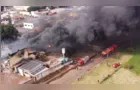 Grave incêndio destrói empresa de embalagens no oeste do Paraná