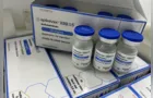 Confira quem pode receber nova vacina contra covid-19 em PG