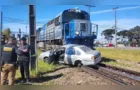 Pai e filho 'nascem de novo' após trem atingir carro deles no Paraná