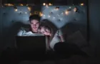 Comédias românticas para ver no streaming no mês dos namorados