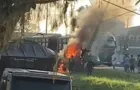 Motorista pula de carro em chamas após batida no PR; veja vídeo