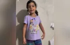 Menina pula de alegria ao receber roupas após perder tudo no RS; vídeo
