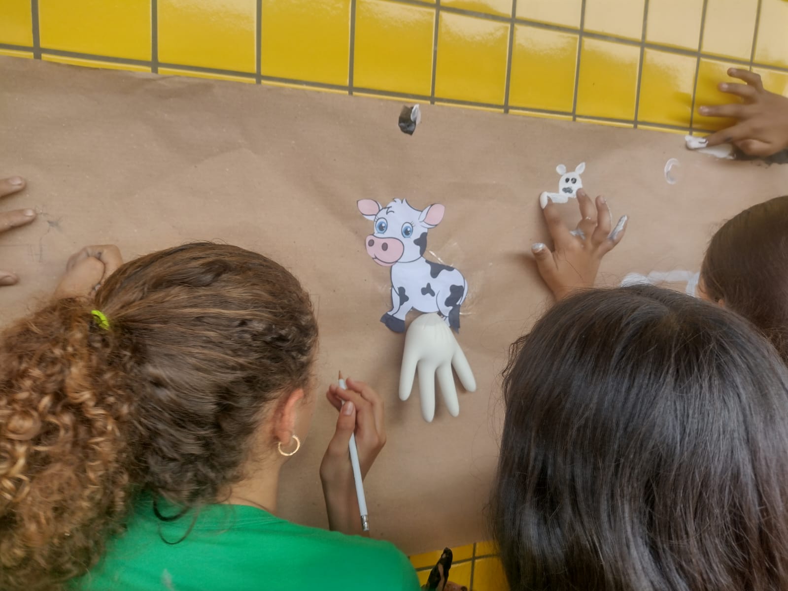 Aula do Vamos Ler e Tetra Pak é destaque em Teixeira Soares