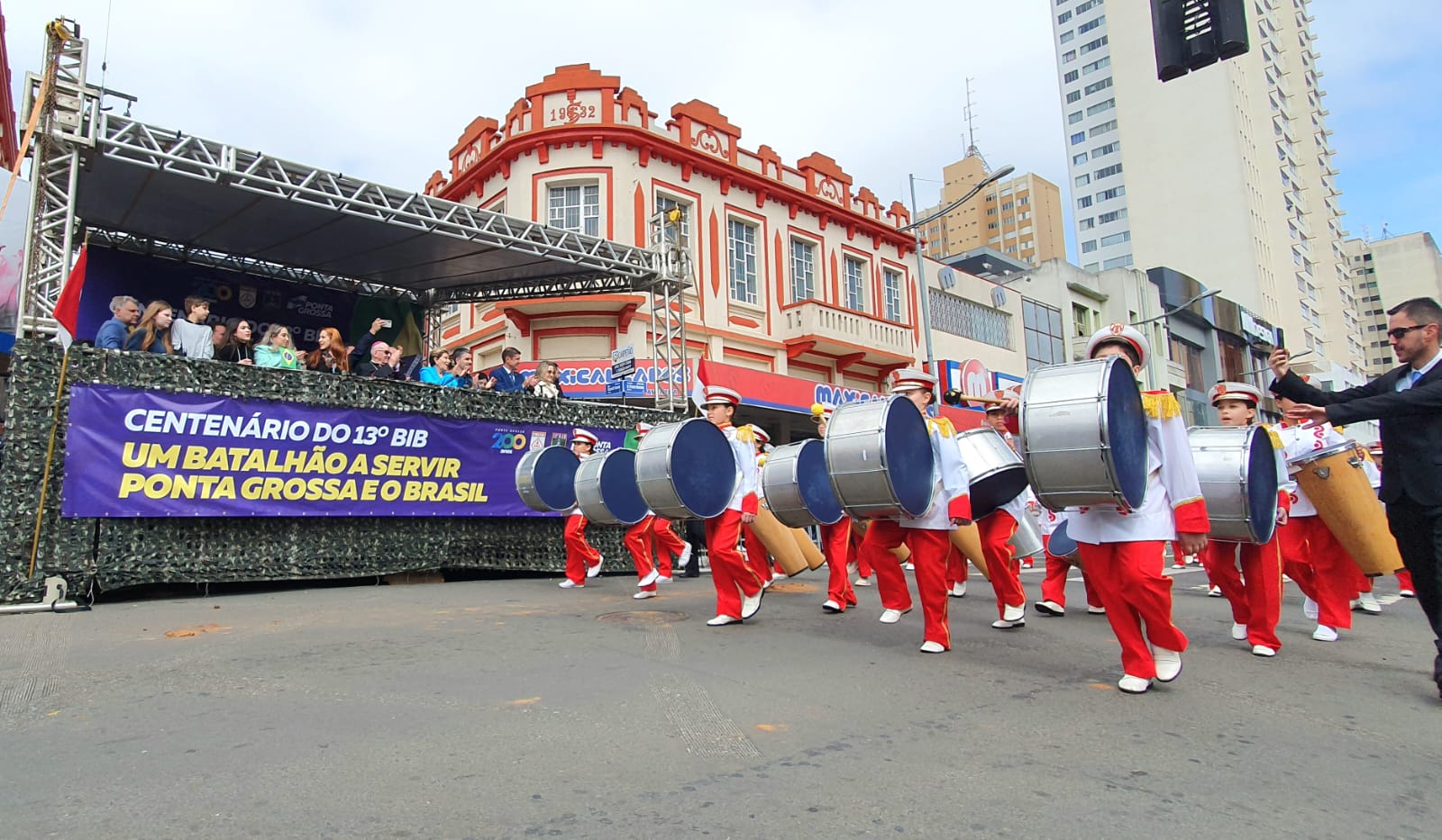 Confira a programação do desfile de 7 de setembro em PG