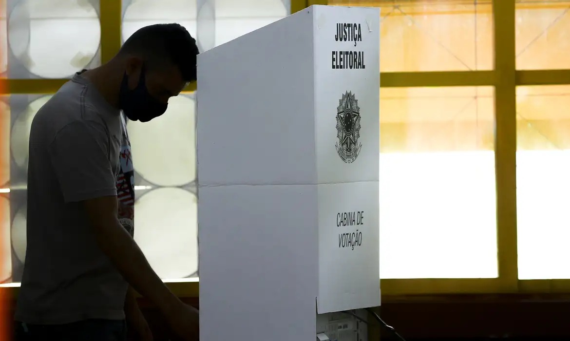 Metade dos Municípios tem concorrência entre dois candidatos este ano