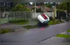 Câmera registra acidente de Porsche em Curitiba; veja o vídeo