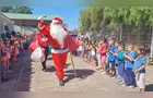 Papai Noel dos Correios leva presentes às escolas de PG