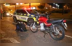 Idoso é atropelado por moto e sofre múltiplas fraturas, em Uvaranas