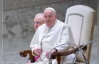 Vaticano afirma que Papa teve noite tranquila e está descansando