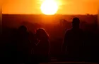 Verão intenso: calor não dá trégua e tempo segue abafado nesta segunda