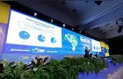 Prefeitos debatem projetos para região com lideranças federais