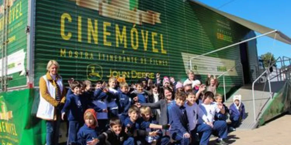 Imagem ilustrativa da imagem 'Mostra Itinerante de Filmes John Deere’ apresenta filmes em Irati