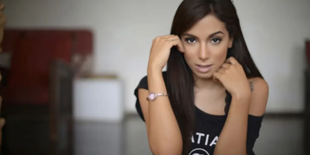 Imagem ilustrativa da imagem Anitta é internada com suspeita de Zika no RJ