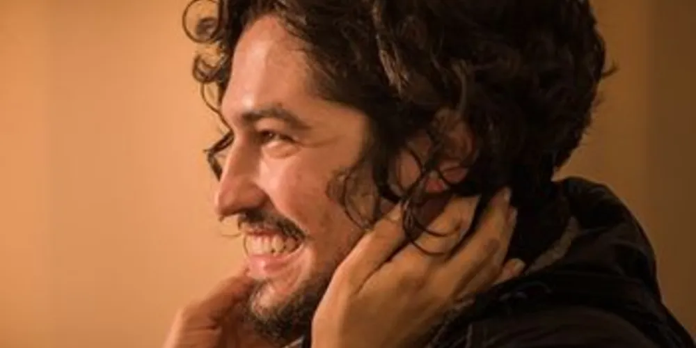 Tereza teme que Miguel (foto) descubra quem é seu verdadeiro pai