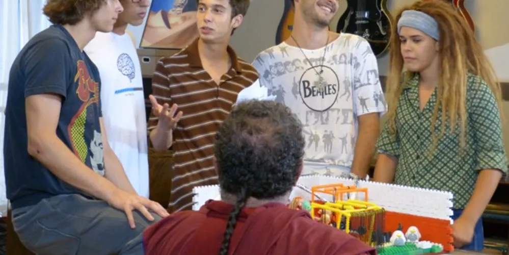 Imagem ilustrativa da imagem João sugere que Pedro sequestre Karina