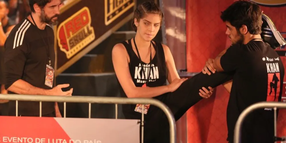 Imagem ilustrativa da imagem Malhação: Gael tenta convencer Karina a desistir da luta