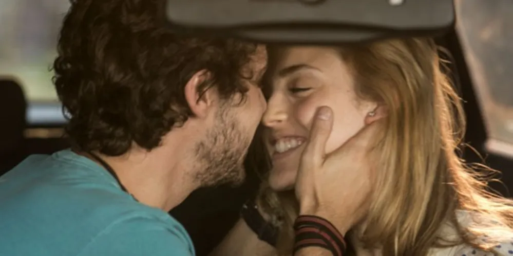 Imagem ilustrativa da imagem Sete Vidas: Pedro garante para Júlia que vai se separar de Taís