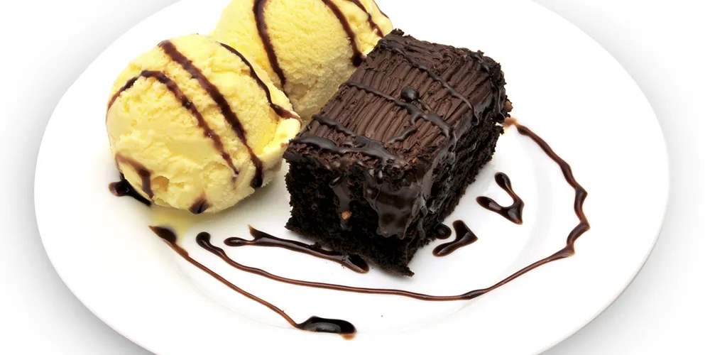 Imagem ilustrativa da imagem Ideal para o inverno! Brownie com sorvete