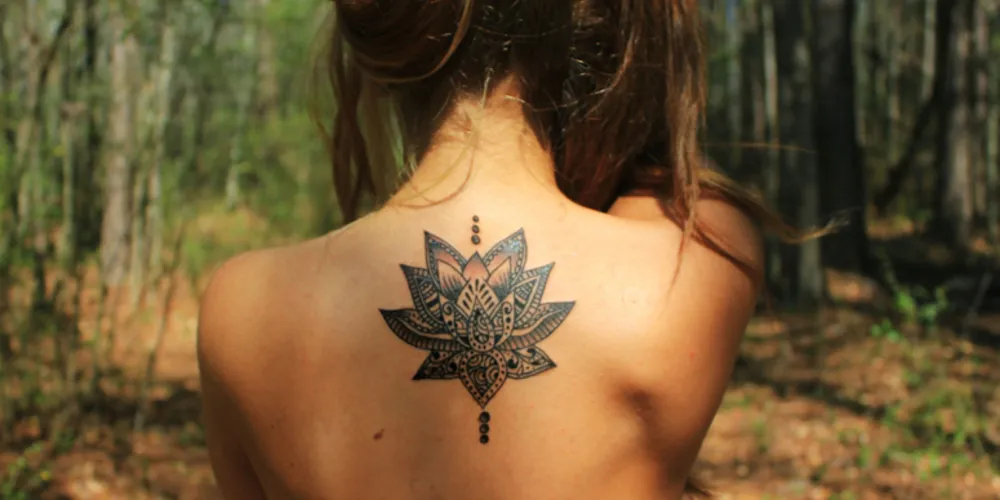 Imagem ilustrativa da imagem Descubra o significado da tatuagem de flor de lótus