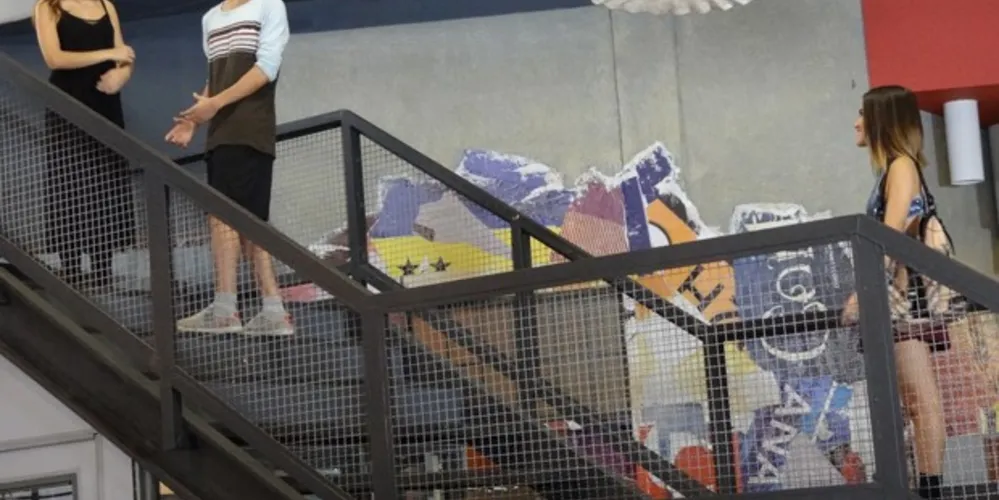 Imagem ilustrativa da imagem Vicki aparece na Ribalta e irrita Bianca