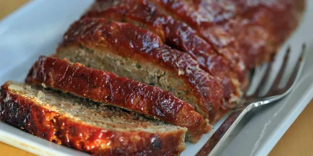 Imagem ilustrativa da imagem É muito fácil! Faça um bolo de carne com molho barbecue