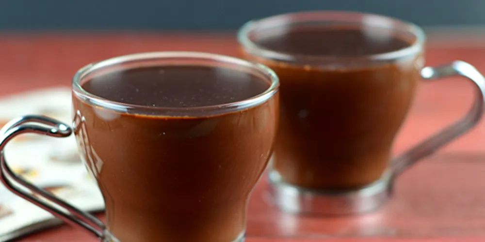 Imagem ilustrativa da imagem Aprenda a fazer um delicioso chocolate quente vegano