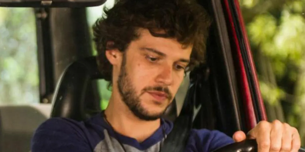 Imagem ilustrativa da imagem Pedro volta para o Rio de Janeiro e procura Júlia